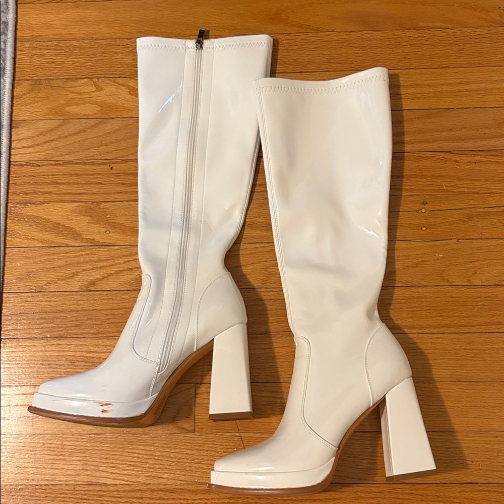Chic White Knee-High Block Heel Boots